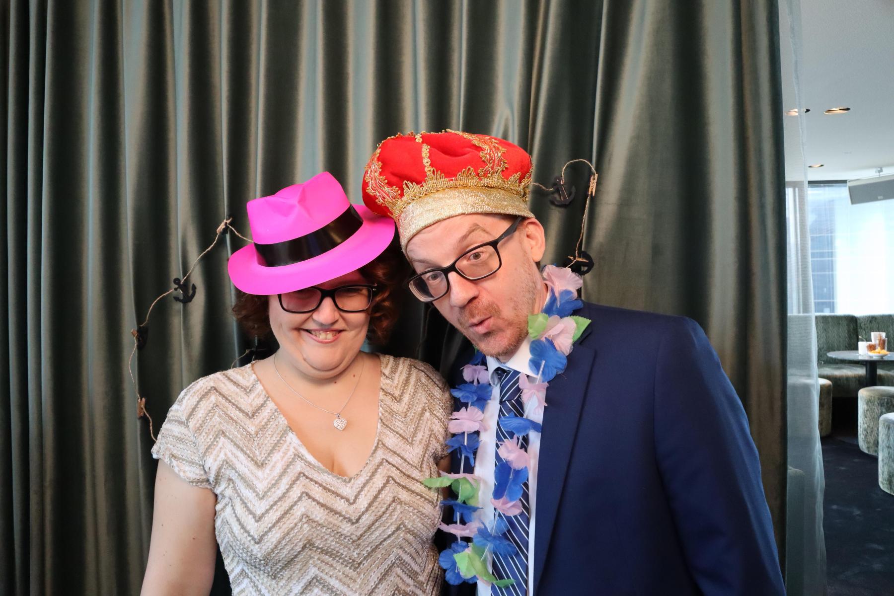2025-05-17-16-16-14_001_premiumfotobox