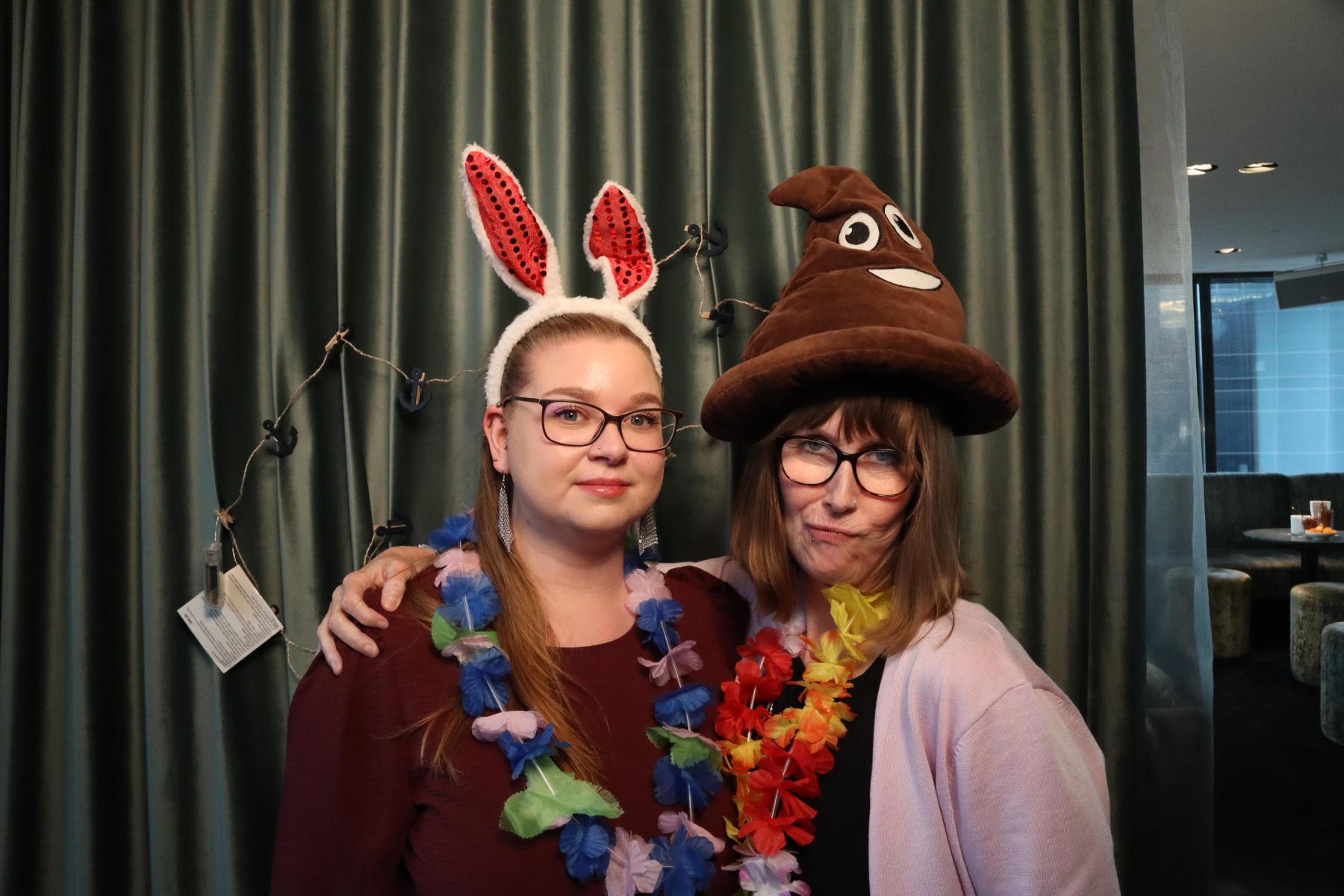 2025-05-17-19-48-39_000_premiumfotobox