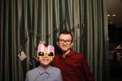 2025-05-17-21-10-04_001_premiumfotobox