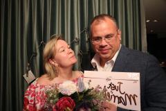 2025-05-17-23-04-38_001_premiumfotobox