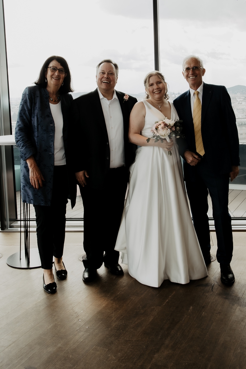 278_PicturePeople-Donauzentrum-279_1748614879335